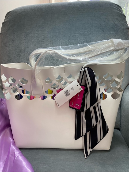 Betsey Johnson Handbags - Betsey Johnson RARE White Cutout Tote NWT with removable colorful clutch & scarf